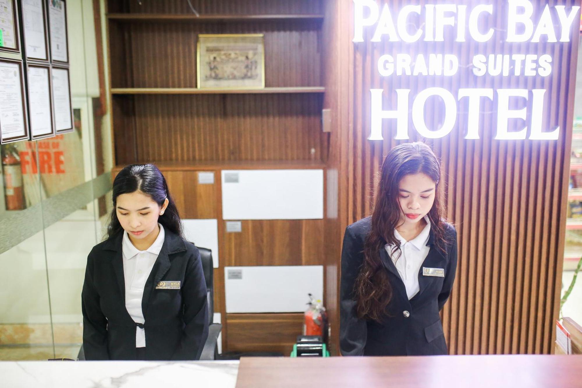 Pacific Bay Grand Suites Manila Ngoại thất bức ảnh