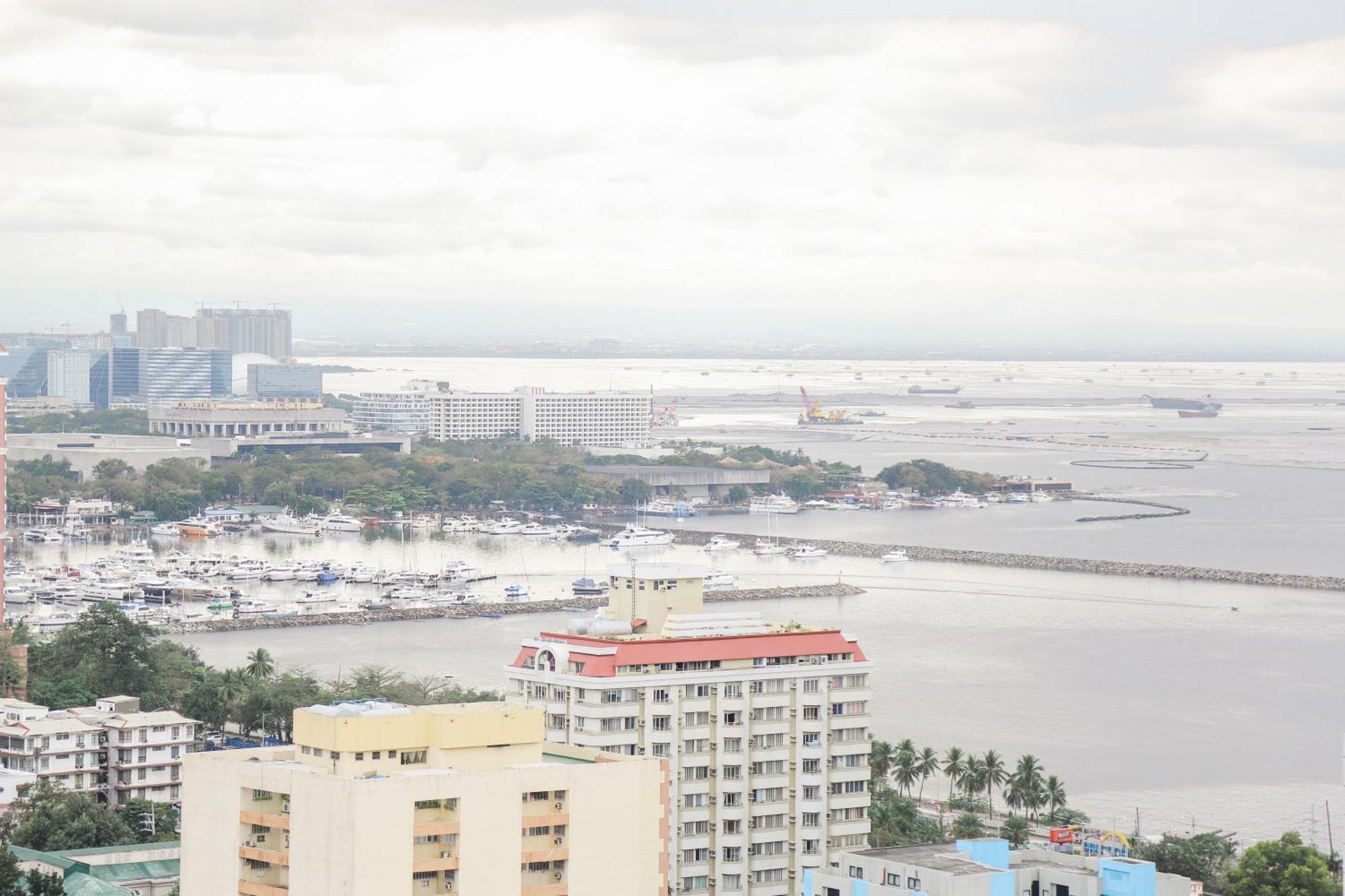 Pacific Bay Grand Suites Manila Ngoại thất bức ảnh